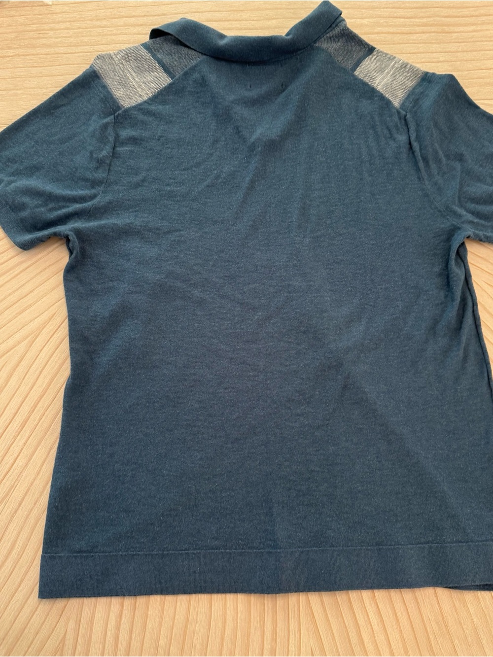 Abercrombie & Fitch Men's Navy Blue Vertical Stripe Polo Knit - Picture 3 of 7